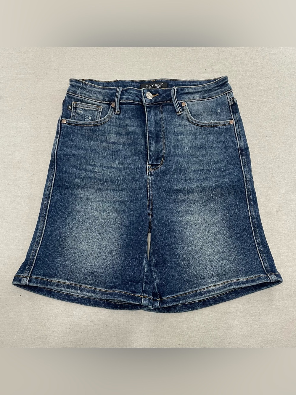Judy Blue Shorts Womens Large Blue Denim Bermuda Stretch JB150246 DK-CO